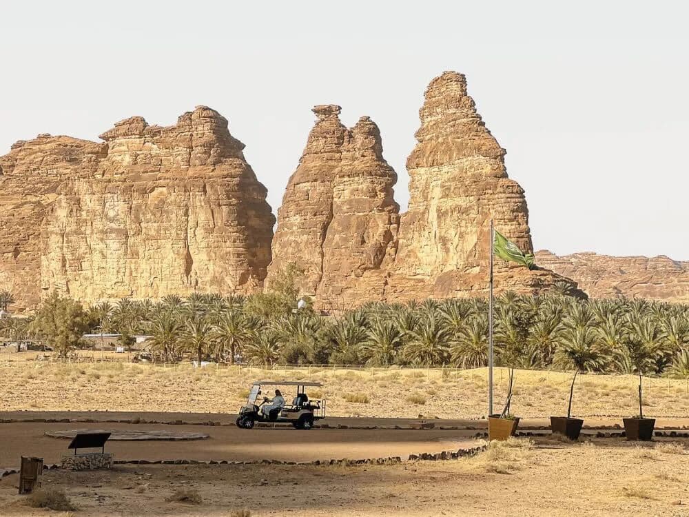 Un paquete de dos noches en Al-Ula con una excursión a Dadan y Akmah.